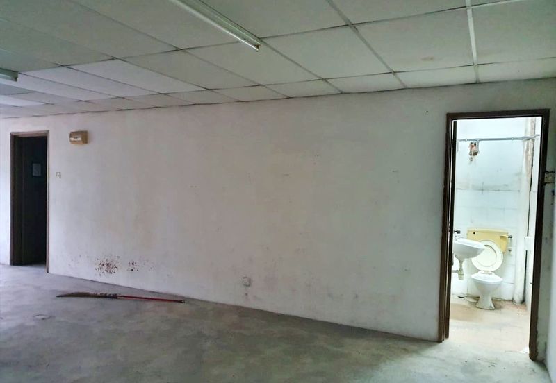(1.5 Storey) Rawang Taman Perindustrian Hijau Factory For RENT