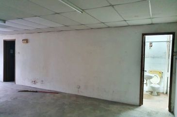 (1.5 Storey) Rawang Taman Perindustrian Hijau Factory For RENT