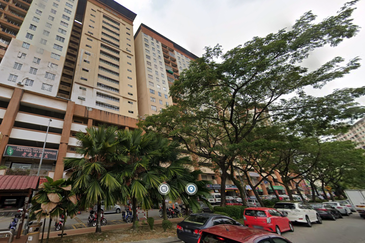 Plaza Prima Shop Lot