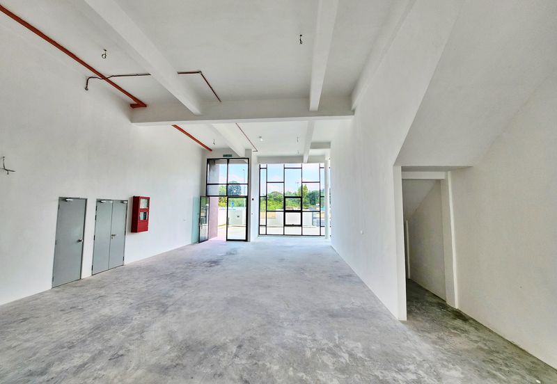 (3 Storey W/Lift) Rawang Taman Perindustrian UB Brand NEW Semi Detached Factory For RENT