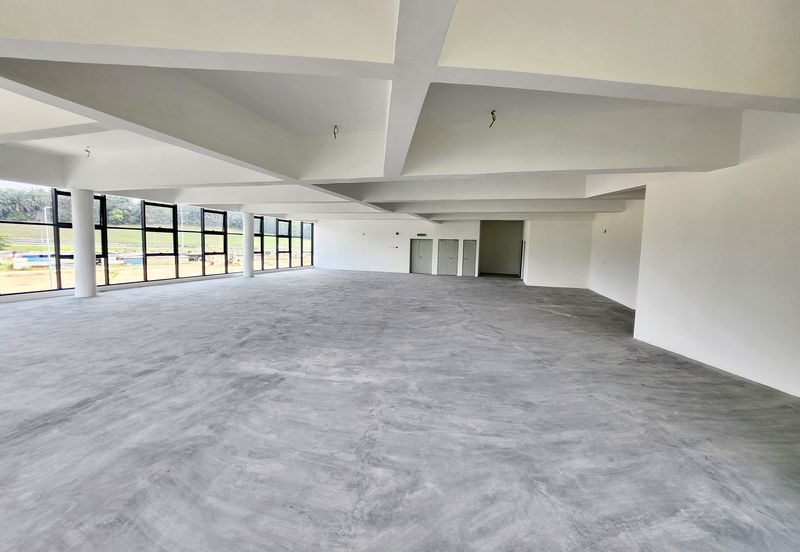 (Brand NEW Corner) Rawang Taman Perindustrian UB 3 Storey Semi Detached Factory For SALE