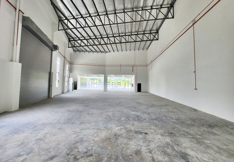 (Brand NEW Corner) Rawang Taman Perindustrian UB 3 Storey Semi Detached Factory For SALE