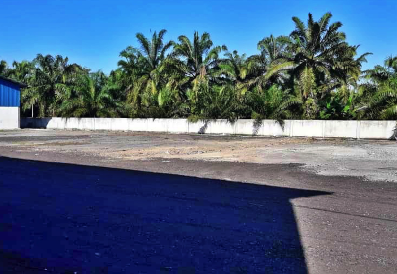 (18,020 sqft) Banting Jenjarom Kuala Langat Warehouse With CF For RENT