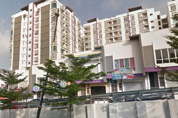 (Main Road) Selayang Height Radius Residence 2 Storey Shop For SALE