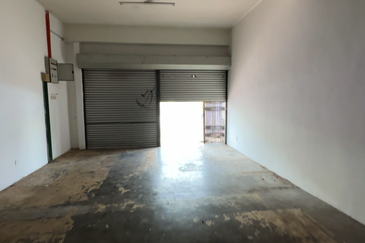 (2 Storey) Desa Coalfields Sungai Buloh Ground Floor Shop & Office For RENT
