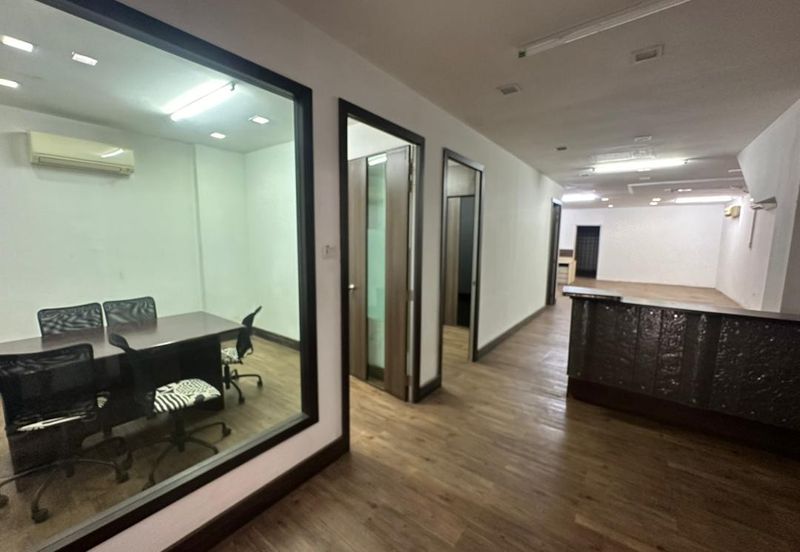 (Renovated Furnished) Taman Puncak Desa Kepong Ground Floor Shop For RENT