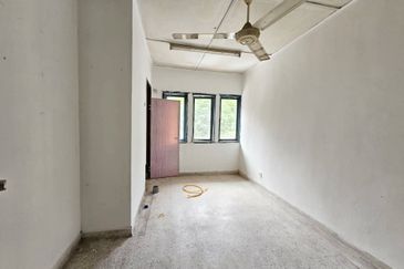 (2 Storey) Taman Bukit Rawang Jaya Shop & Office For RENT