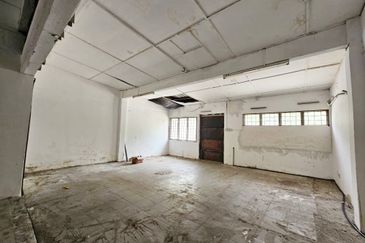 (2 Storey) Taman Bukit Rawang Jaya Shop & Office For RENT