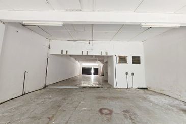 (2 Storey) Taman Bukit Rawang Jaya Shop & Office For RENT