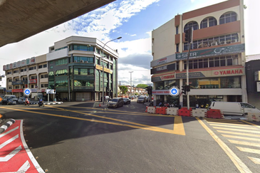 (Main Road ROI 4.84%) Jalan Ipoh Jalan Sultan Azlan Shah 