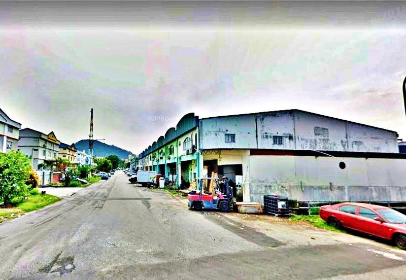(3 Adjoining 2 Storey) Taman Perindustrian KIP