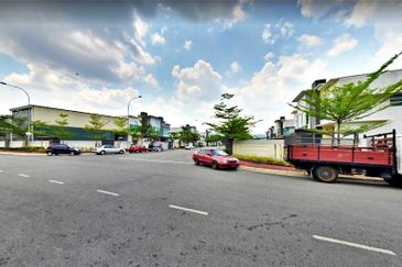 (25 X 75) Magilds Industrial Park PBI Bukit Indah Sungai Buloh