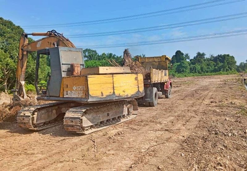 (4.22 Acres) Kampung Serdang Belah Banting Jenjarom Kuala Langat