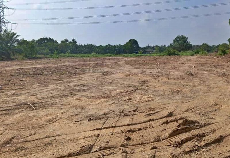 (4.22 Acres) Kampung Serdang Belah Banting Jenjarom Kuala Langat
