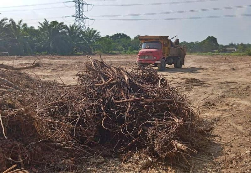 (4.22 Acres) Kampung Serdang Belah Banting Jenjarom Kuala Langat