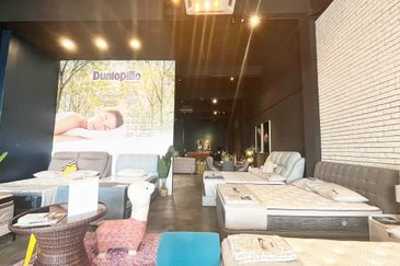 Kampung Sungai Kayu Ara