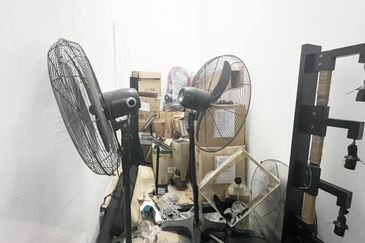 Kampung Sungai Kayu Ara