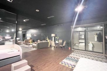 Kampung Sungai Kayu Ara