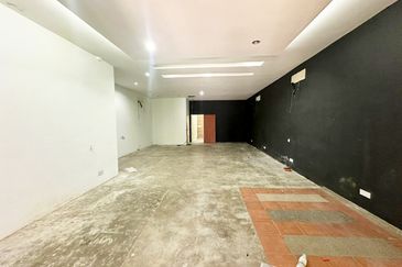 (Ground Floor) Jalan Alfa Pusat Perdagangan Subang Permai Seksyen U6