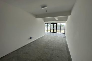 Elmina Business Park