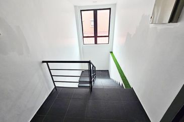 (2 Storey) Kampung Tunku SS1 PJ Petaling Jaya