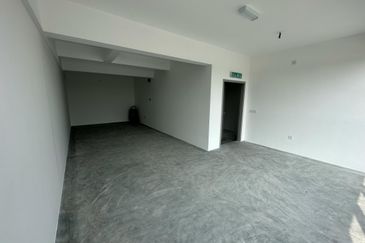 Elmina Business Park