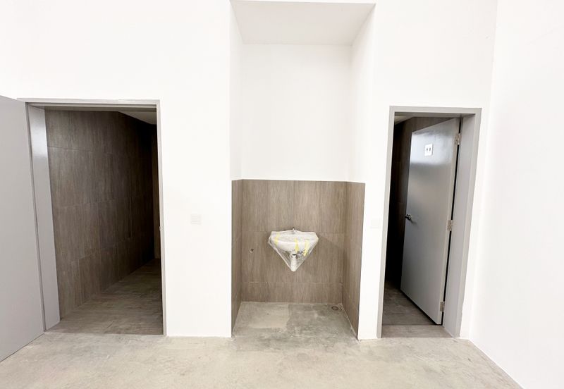 Elmina Business Park