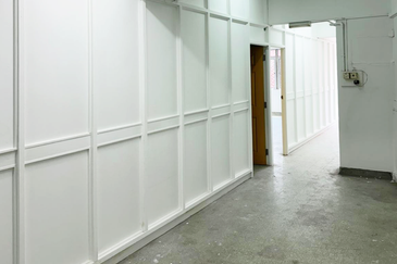 (Main Road 1st Floor) Jalan Ipoh Jalan Sultan Azlan Shah Batu 4 1/2