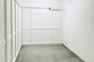 (Main Road 1st Floor) Jalan Ipoh Jalan Sultan Azlan Shah Batu 4 1/2