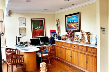 (Bank Value RM800K) KLSC Wangsa Maju 1st Floor Office Furnished & Renovated For SALE (Main Road)