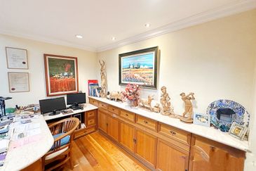 (Bank Value RM800K) KLSC Wangsa Maju 1st Floor Office Furnished & Renovated For SALE (Main Road)