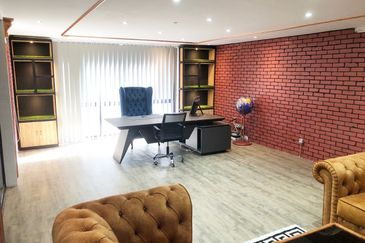 T6, Lightgrey (Pusat Komersial LGSB)