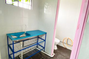 (1 Storey) Sungai Buloh PBI Perindustrian Bukit Indah