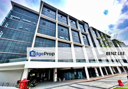 Kompleks Perindustrian Emhub Persiaran Surian Kota Damansara, Selangor, Kota Damansara