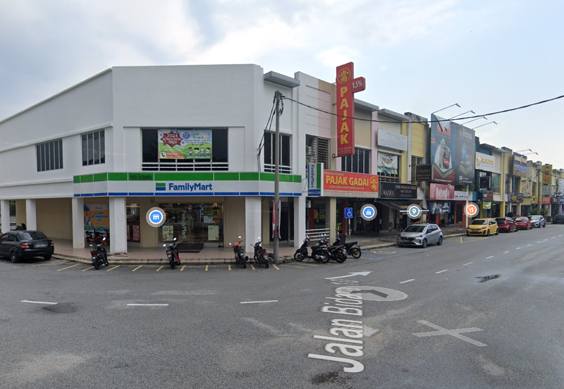 Taman Saujana Utama 3