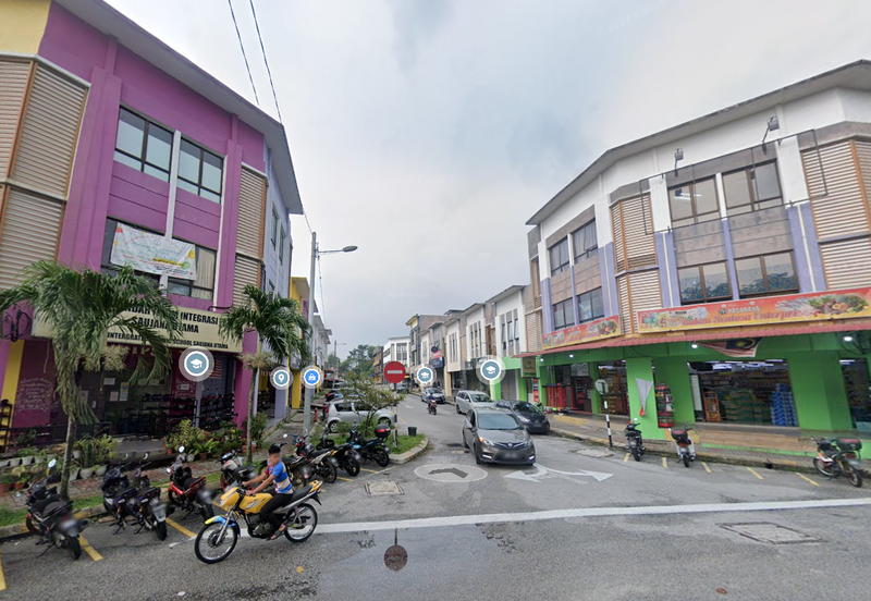 Taman Saujana Utama 3