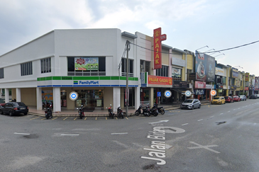 Taman Saujana Utama 3