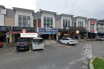 Taman Saujana Utama 3