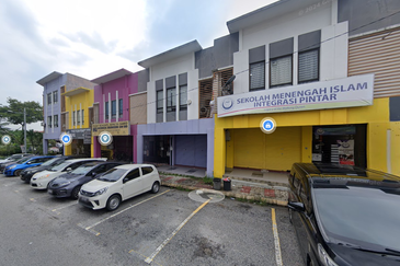 Taman Saujana Utama 3