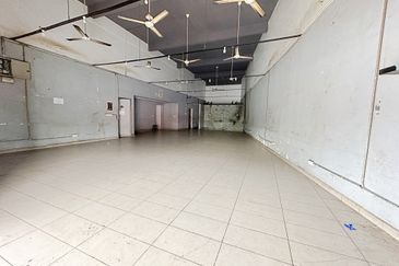 (2 Adjoining Main Road) Biz Avenue 2 Cyberjaya Neo Cyber Lingkaran Cyberpoint Barat