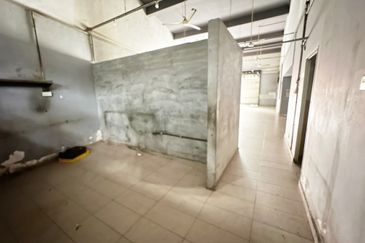 (2 Adjoining Main Road) Biz Avenue 2 Cyberjaya Neo Cyber Lingkaran Cyberpoint Barat