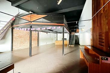 (2 Adjoining Main Road) Biz Avenue 2 Cyberjaya Neo Cyber Lingkaran Cyberpoint Barat