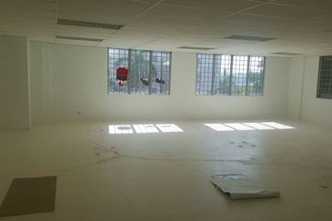 Medan Putra Business Centre