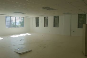 Medan Putra Business Centre