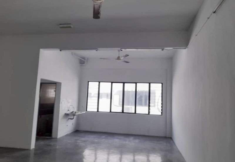 Taman Industrial Sungai Buloh (TSB Commercial Centre)