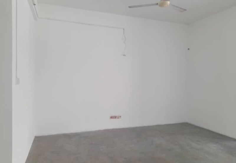 Taman Industrial Sungai Buloh (TSB Commercial Centre)