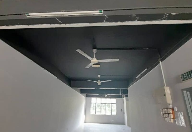 Taman Industrial Sungai Buloh (TSB Commercial Centre)