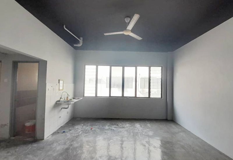 Taman Industrial Sungai Buloh (TSB Commercial Centre)