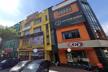 Taman Industrial Sungai Buloh (TSB Commercial Centre)