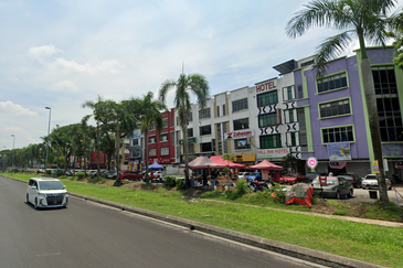 Taman Industrial Sungai Buloh (TSB Commercial Centre)